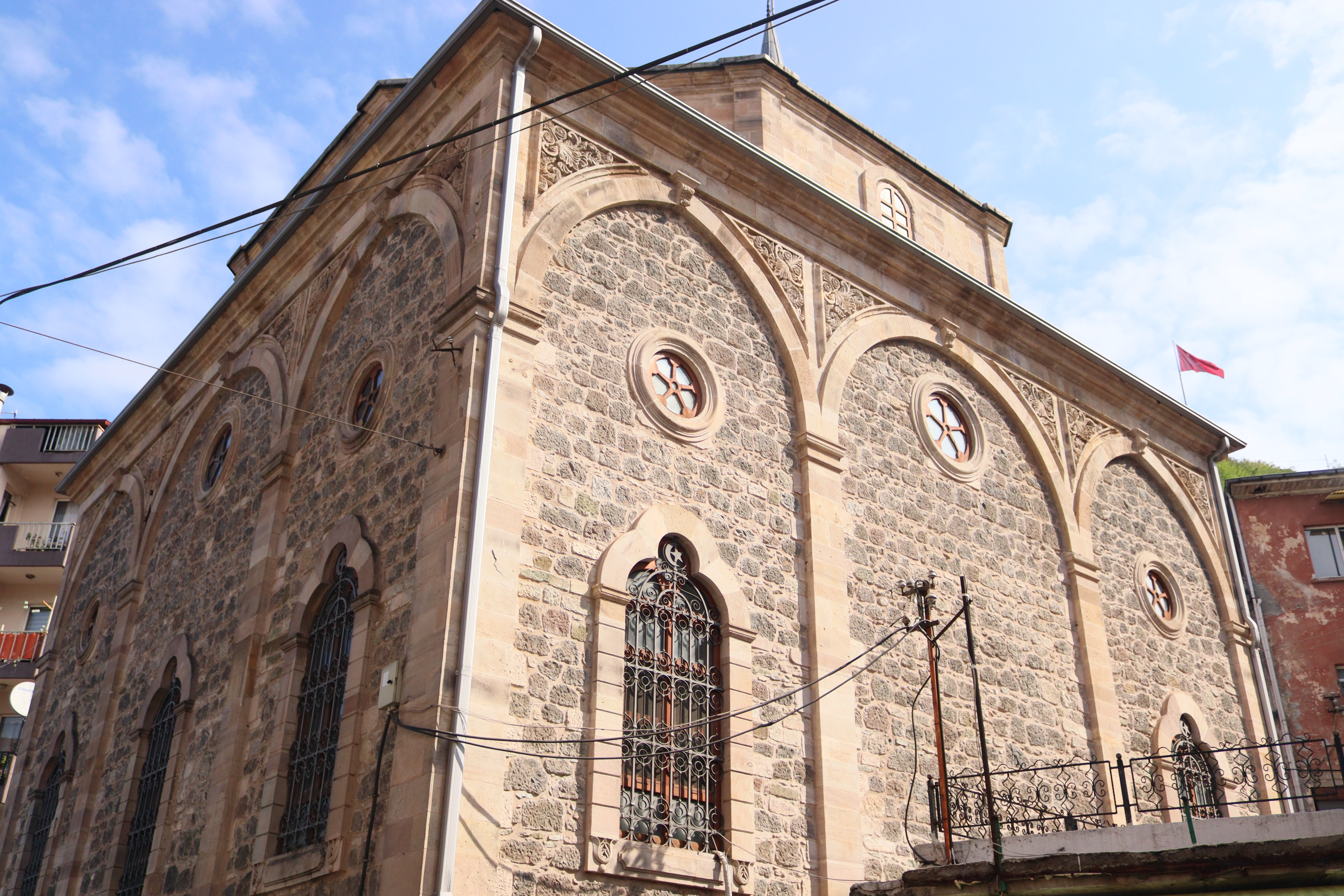 Kapu Camii