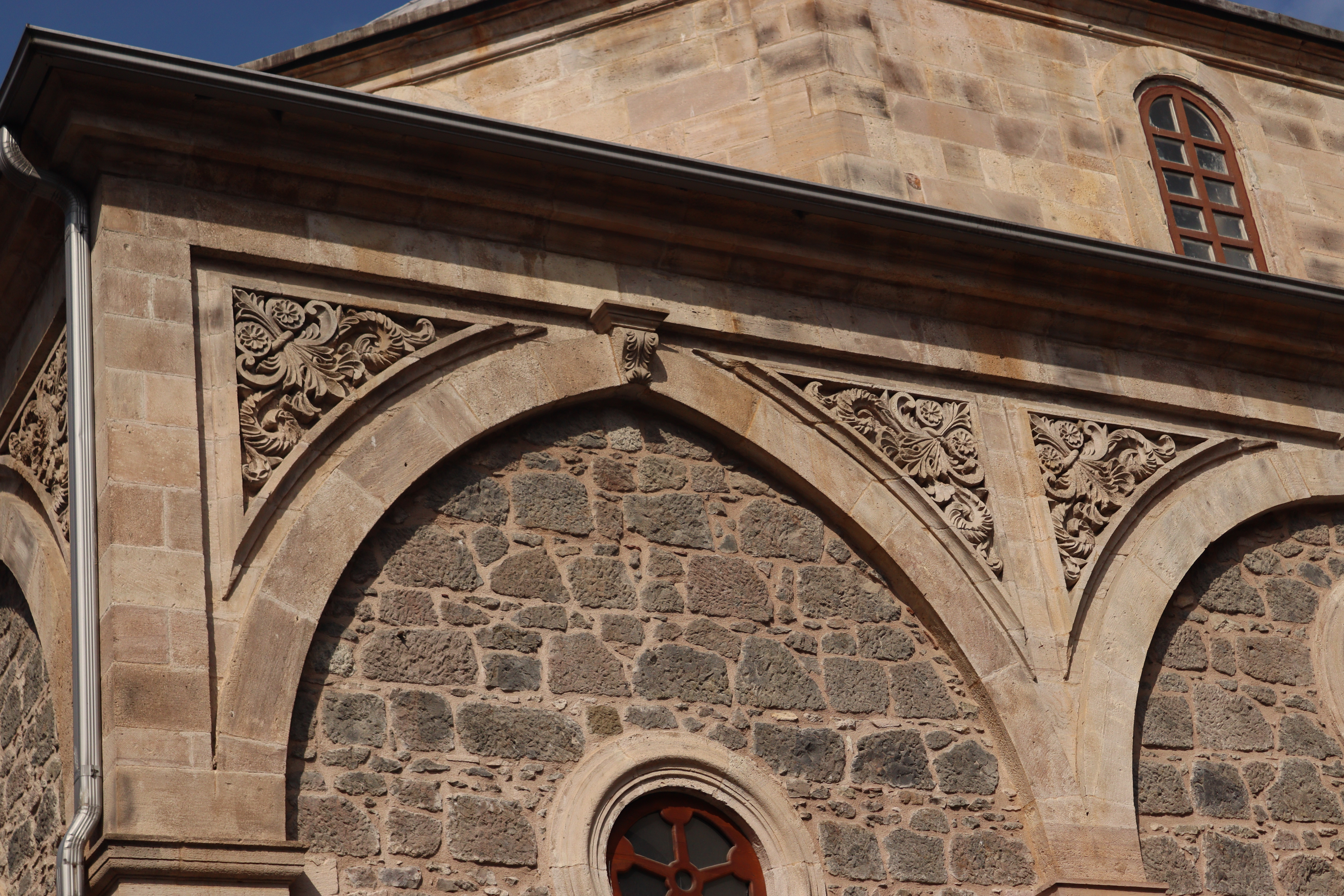 Kapu Camii