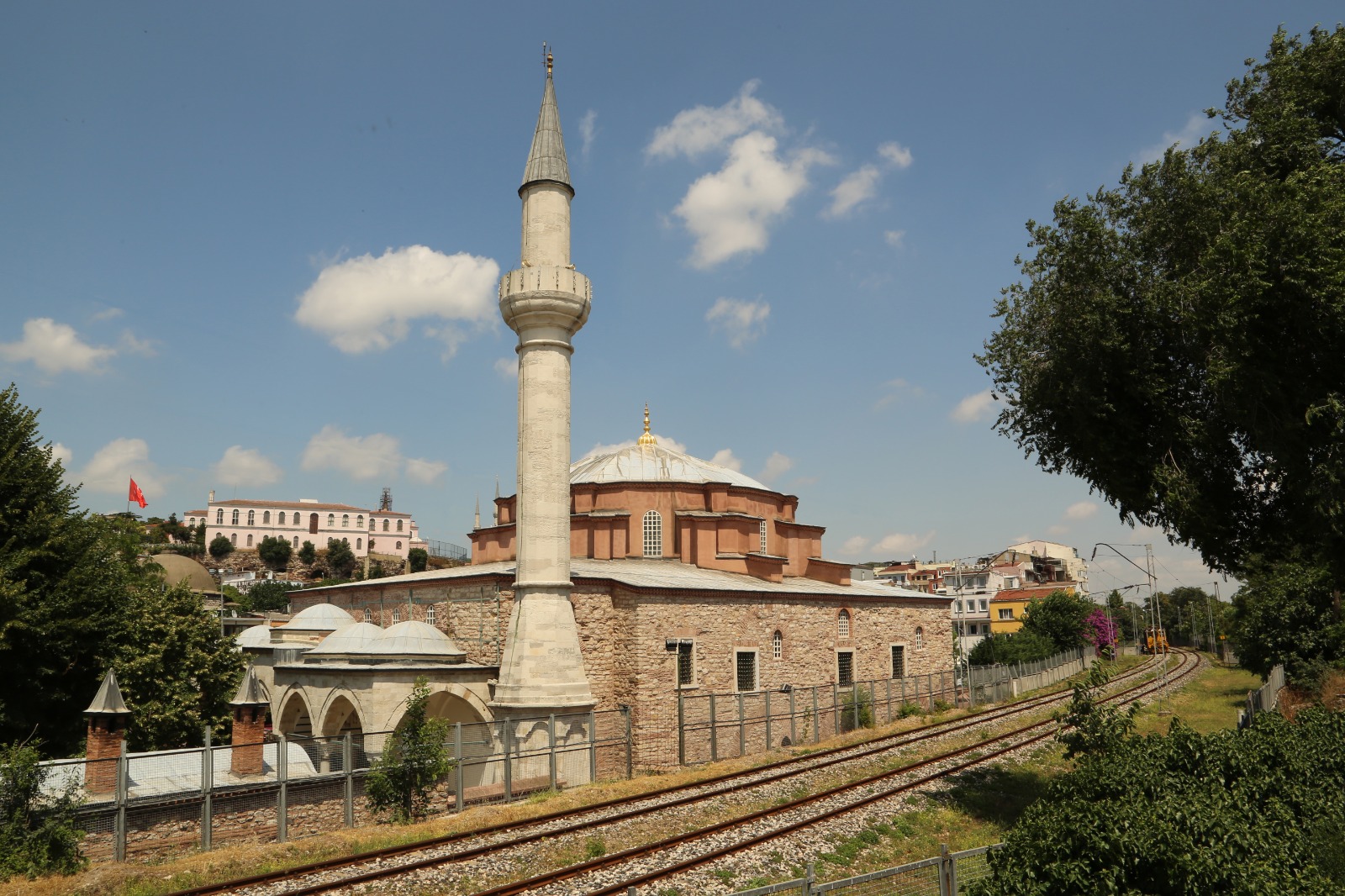 Ahi Çelebi Camii