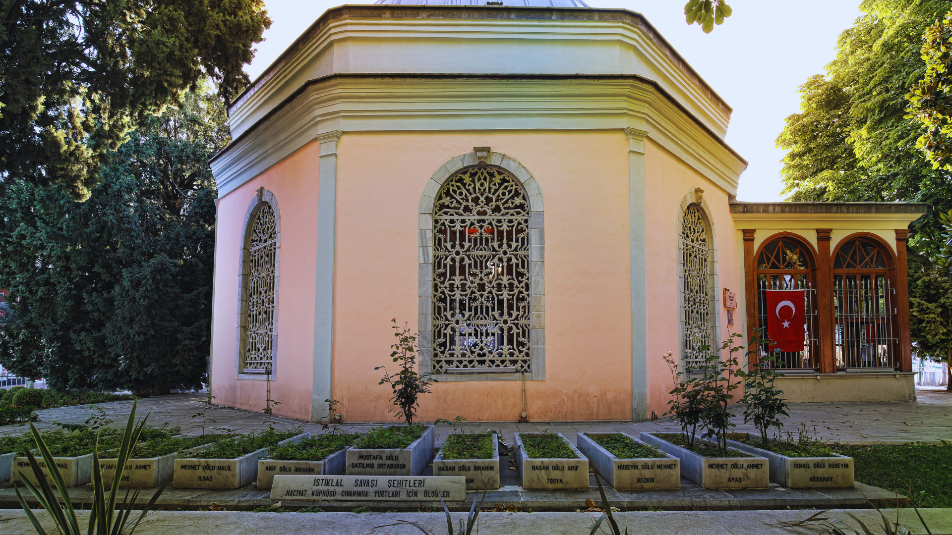Osman Gazi Türbesi