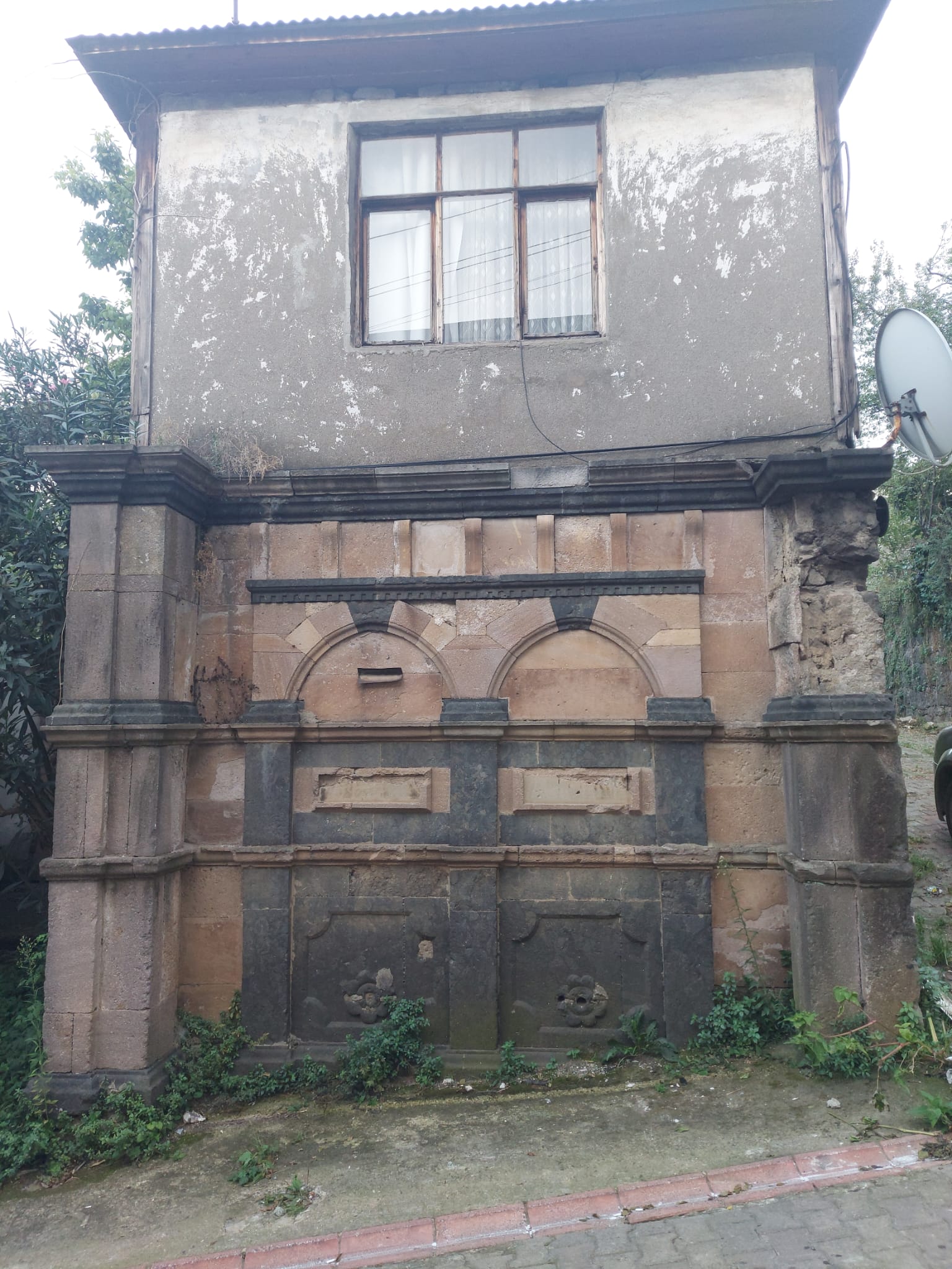 Osmaniye Çeşmesi - Mekan kapak görseli